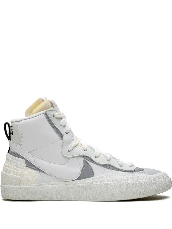 SHOES - Sacai x Nike Blazer Mid Grey / White