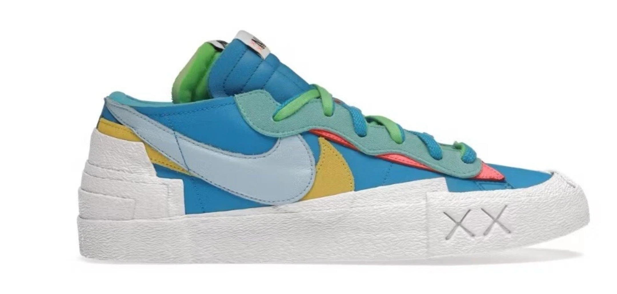 SHOES - Blazer Low Sacai x KAWS Neptune Blue